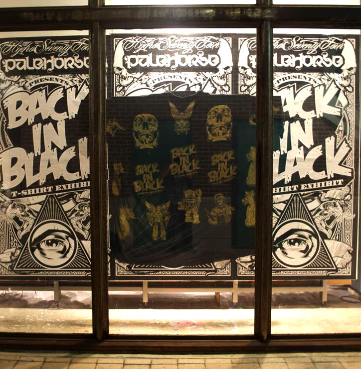 _blackinblack_display3.jpg